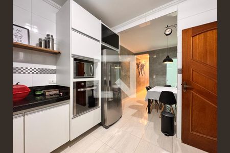 Casa à venda com 156m², 3 quartos e 3 vagasCozinha