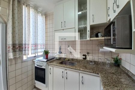Apartamento à venda com 86m², 2 quartos e 1 vagaCozinha