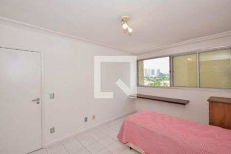 Apartamento à venda com 94m², 3 quartos e 1 vagaSuíte