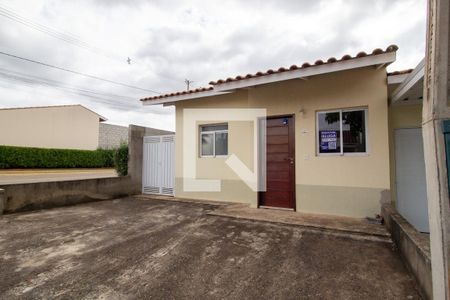 Casa de condomínio para alugar com 48m², 2 quartos e 2 vagasFachada