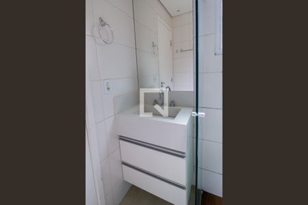 Casa de condomínio para alugar com 48m², 2 quartos e 2 vagasBanheiro