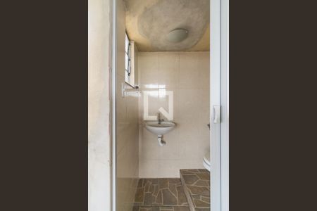 Casa para alugar com 90m², 2 quartos e 1 vagaLavabo do terraço