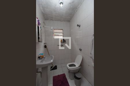 Casa à venda com 125m², 3 quartos e 2 vagasBanheiro