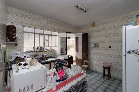 Casa à venda com 125m², 3 quartos e 2 vagasCozinha