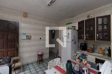 Casa à venda com 125m², 3 quartos e 2 vagasCozinha