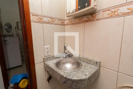 Apartamento à venda com 72m², 2 quartos e 1 vaga Apartamento à venda com 72m², 2 quartos e 1 vagaBanheiro