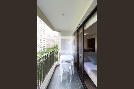 Apartamento à venda com 142m², 4 quartos e 2 vagasVaranda