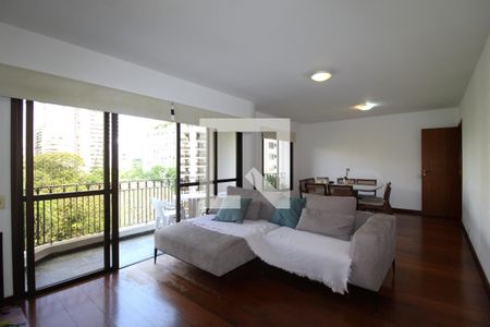 Apartamento à venda com 142m², 4 quartos e 2 vagasSala