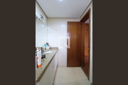 Apartamento à venda com 142m², 4 quartos e 2 vagasBanheiro da Suíte 2