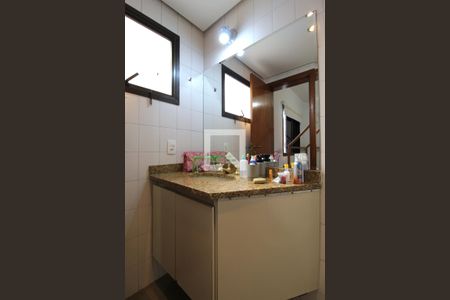 Apartamento à venda com 142m², 4 quartos e 2 vagasBanheiro da Suíte 1