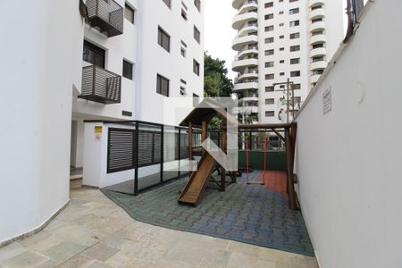Apartamento à venda com 142m², 4 quartos e 2 vagasÁrea Comum - Playground