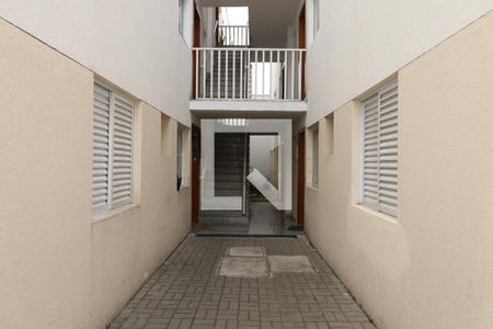 Apartamento para alugar com 40m², 2 quartos e sem vagaÁrea comum - Saguão do condomínio