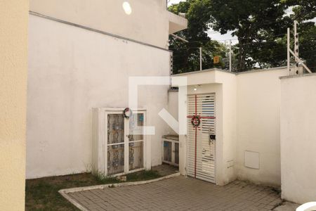 Apartamento para alugar com 40m², 2 quartos e sem vagaÁrea comum - Saguão do condomínio