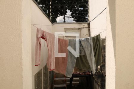 Apartamento para alugar com 40m², 2 quartos e sem vagaÁrea comum - Varal coletivo