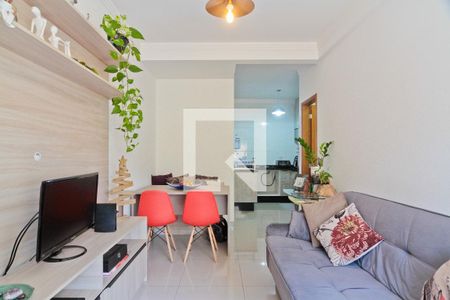 Casa de condomínio à venda com 86m², 2 quartos e 2 vagasSala