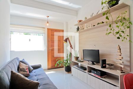 Casa de condomínio à venda com 86m², 2 quartos e 2 vagasSala