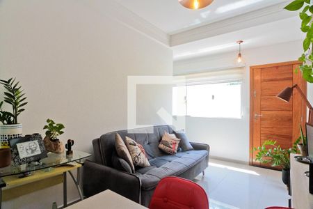 Casa de condomínio à venda com 86m², 2 quartos e 2 vagasSala