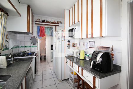 Apartamento à venda com 125m², 3 quartos e 2 vagas Apartamento à venda com 125m², 3 quartos e 2 vagasCozinha