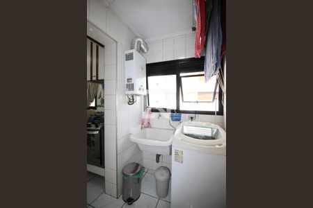 Apartamento à venda com 125m², 3 quartos e 2 vagas Apartamento à venda com 125m², 3 quartos e 2 vagasÁrea de Serviço