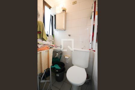 Apartamento à venda com 125m², 3 quartos e 2 vagas Apartamento à venda com 125m², 3 quartos e 2 vagasBanheiro de serviço