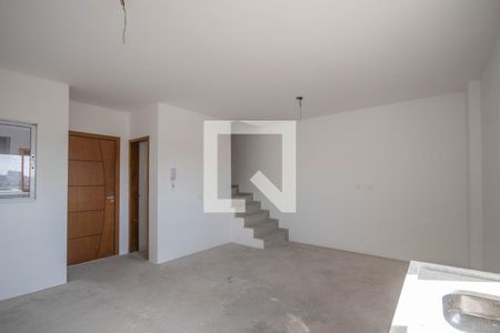 Sala/Cozinha de apartamento para alugar com 2 quartos, 60m² em Vila Mazzei, São Paulo