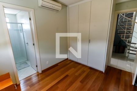 Apartamento para alugar com 199m², 3 quartos e 4 vagas Apartamento para alugar com 199m², 3 quartos e 4 vagasSuíte 2