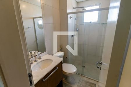 Apartamento para alugar com 199m², 3 quartos e 4 vagas Apartamento para alugar com 199m², 3 quartos e 4 vagasBanheiro da Suíte 2
