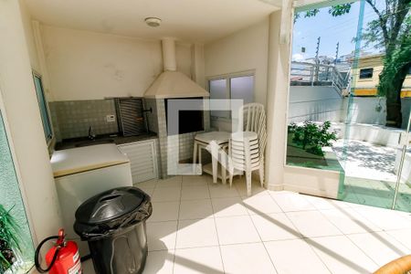 Apartamento para alugar com 199m², 3 quartos e 4 vagas Apartamento para alugar com 199m², 3 quartos e 4 vagasÁrea comum - Churrasqueira