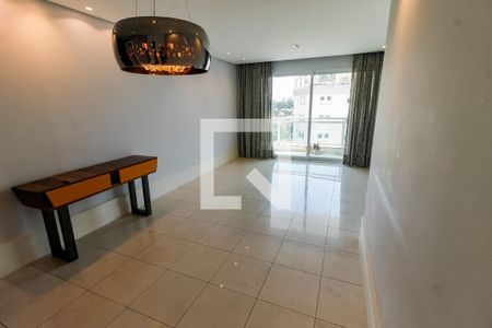 Apartamento para alugar com 199m², 3 quartos e 4 vagas Apartamento para alugar com 199m², 3 quartos e 4 vagasSala
