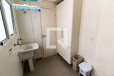 Apartamento para alugar com 199m², 3 quartos e 4 vagas Apartamento para alugar com 199m², 3 quartos e 4 vagasDetalhe da area de serviço