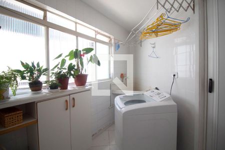 Apartamento à venda com 113m², 4 quartos e 1 vagaÁrea de serviço