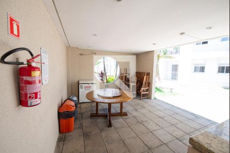 Apartamento para alugar com 68m², 2 quartos e 1 vaga Apartamento para alugar com 68m², 2 quartos e 1 vagaÁrea comum - Churrasqueira