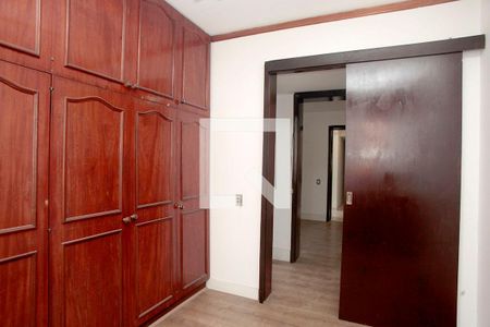 Apartamento à venda com 153m², 4 quartos e 2 vagasQuarto 4