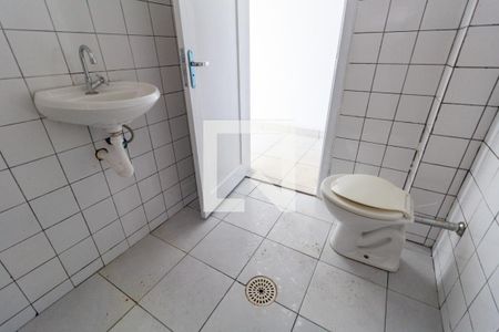 Apartamento para alugar com 80m², 2 quartos e sem vagaBanheiro