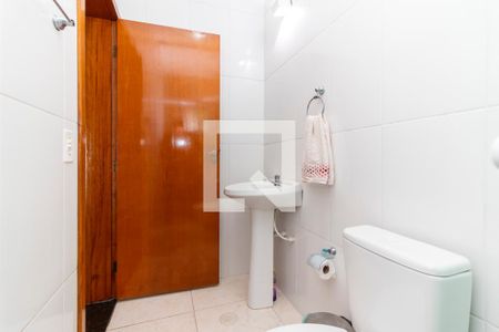 Casa à venda com 120m², 2 quartos e 3 vagasBanheiro da Suíte 2
