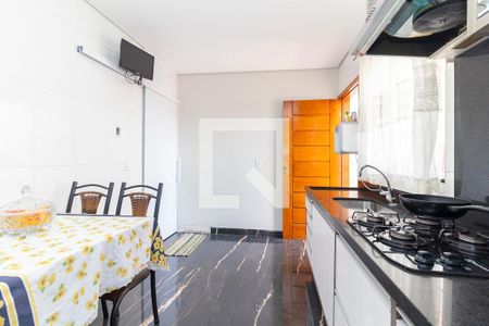 Casa à venda com 120m², 2 quartos e 3 vagasCozinha