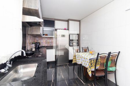 Casa à venda com 120m², 2 quartos e 3 vagasCozinha