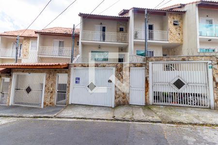 Casa à venda com 120m², 2 quartos e 3 vagasFachada