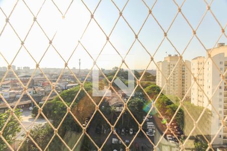 Varanda vista de apartamento para alugar com 2 quartos, 46m² em Parque São Lourenço, São Paulo
