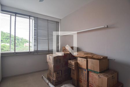 Apartamento à venda com 180m², 4 quartos e 1 vaga Apartamento à venda com 180m², 4 quartos e 1 vagaQuarto 4