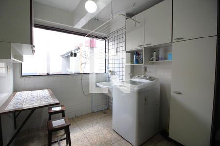 Apartamento à venda com 115m², 4 quartos e 2 vagasÁrea de Serviço