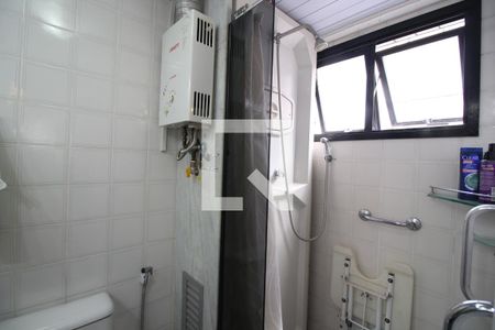 Apartamento à venda com 115m², 4 quartos e 2 vagasQuarto 3 - Banheiro da Suíte