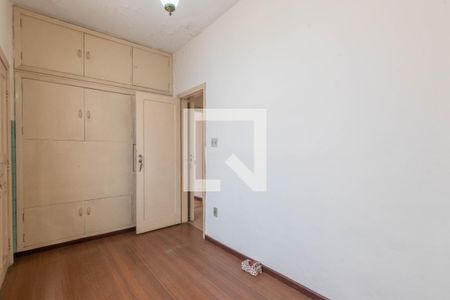 Casa à venda com 300m², 4 quartos e 2 vagas Casa à venda com 300m², 4 quartos e 2 vagasQuarto 2