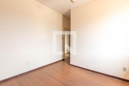 Casa à venda com 300m², 4 quartos e 2 vagas Casa à venda com 300m², 4 quartos e 2 vagasQuarto Suíte