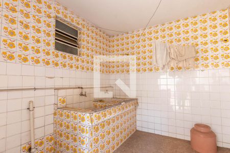 Casa à venda com 300m², 4 quartos e 2 vagas Casa à venda com 300m², 4 quartos e 2 vagasÁrea de Serviço