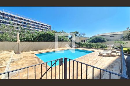 Apartamento à venda com 60m², 2 quartos e 1 vagaPiscina