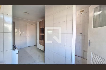 Apartamento à venda com 60m², 2 quartos e 1 vagaCozinha e Área de Serviço