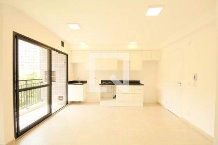 Sala/Cozinha de apartamento à venda com 1 quarto, 41m² em Jardim Ampliação, São Paulo