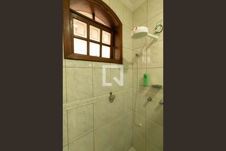 Casa à venda com 354m², 4 quartos e 1 vaga Casa à venda com 354m², 4 quartos e 1 vagaBanheiro Social 1