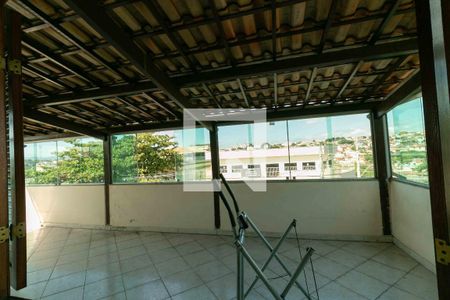 Casa à venda com 354m², 4 quartos e 1 vaga Casa à venda com 354m², 4 quartos e 1 vagaVista Quarto 1